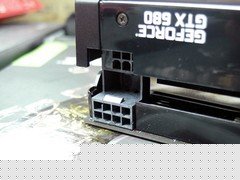 黑洞高效能散热系统 耕昇GTX680售3999