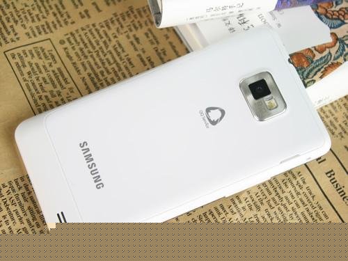 近期2600元振荡 三星i9100报价2590元