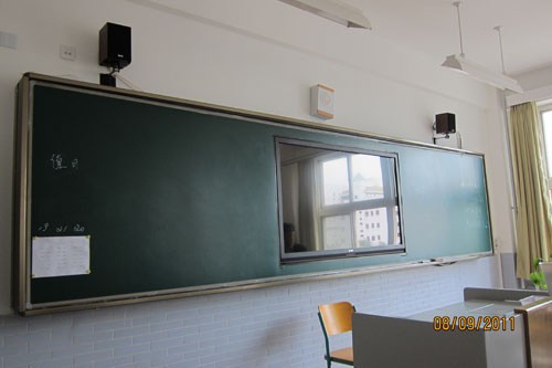 夏普液晶电子白板提升北京八中教学交互体验 