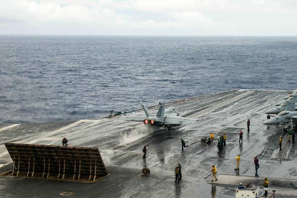 美媒：南海将成中美战场？中国强硬取得成功