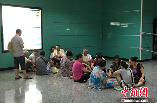 重庆连续12日拉响高温红警气象部门称并非史上最热