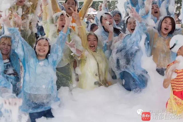 7天内570万深圳人外出旅游 花了154.6亿元