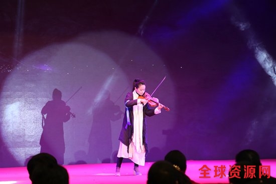 云南和谊公益基金会2016年慈善公益盛典隆重举行