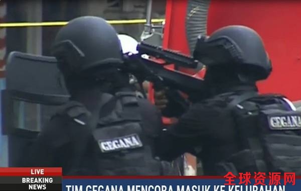 2017年2月27日报道，印尼警方在该国万隆市政府大楼内与袭击者发生交火，目前具体伤亡情况不详。肇事者已经被逮捕。