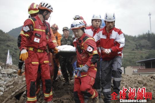 浙江红会去年募集社会捐赠款物1.97亿36万群众受助