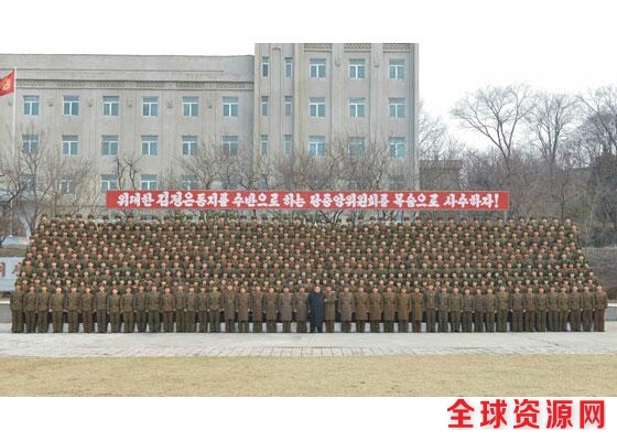 金正恩视察朝鲜人民军第966大联合部队指挥部