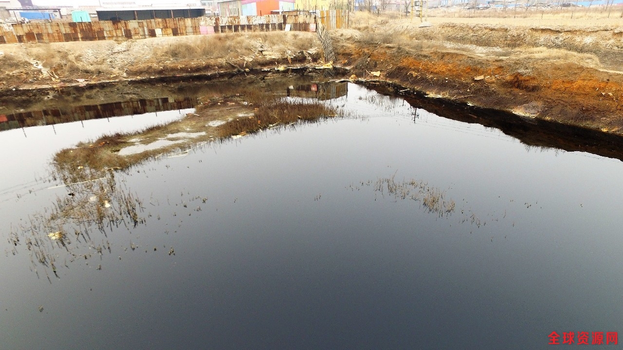 环保部回应华北发现170000平方米工业污水渗坑