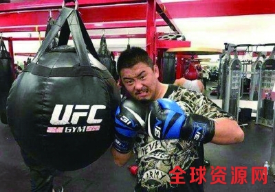 徐晓冬，网传其号称中国传统武术打假第一人，自封中国综合格斗MMA第一人。
