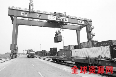 【砥砺奋进的五年】河南货畅销海外有秘密