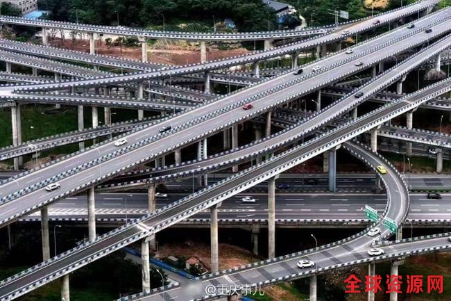 重庆刚完工的这座立交桥，导航都看哭了(组图)