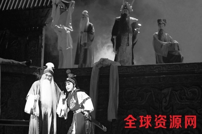 【砥砺奋进的五年】豫剧唱到好莱坞，走起！