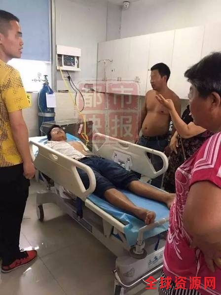 男子当街杀害一对母子 村民都说杀错人了(组图)