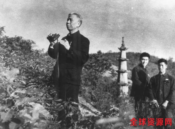 1961年，刘少奇在湖南调查。
