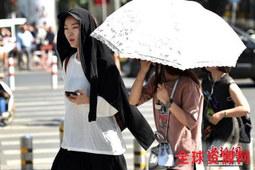 北京高温黄色预警信号持续今日最高38℃