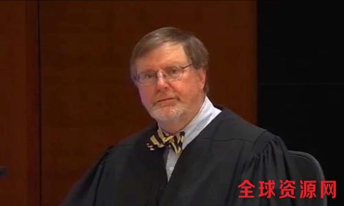 西雅图地方法官罗巴特。(图片来源:法新社) 西雅图地方法官罗巴特。(图片来源:法新社)