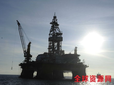 美媒：越南在中国发出强硬警告后停止南海钻探作业