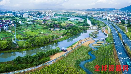 浦阳江浦江湖山桥段 何敏 摄-.jpg