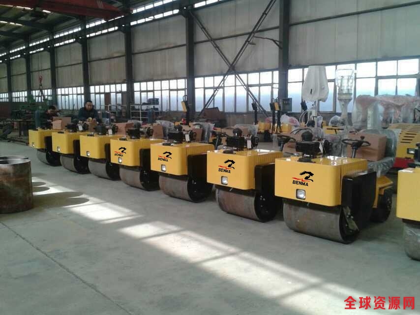 850座驾式压路机阿5