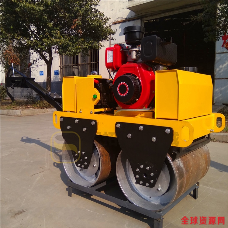 手扶双轮压路机18