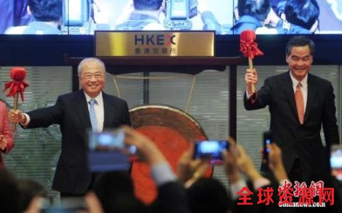 2016年12月5日，香港交易所举行“深港通”开通仪式。 中新社记者 谭达明 摄