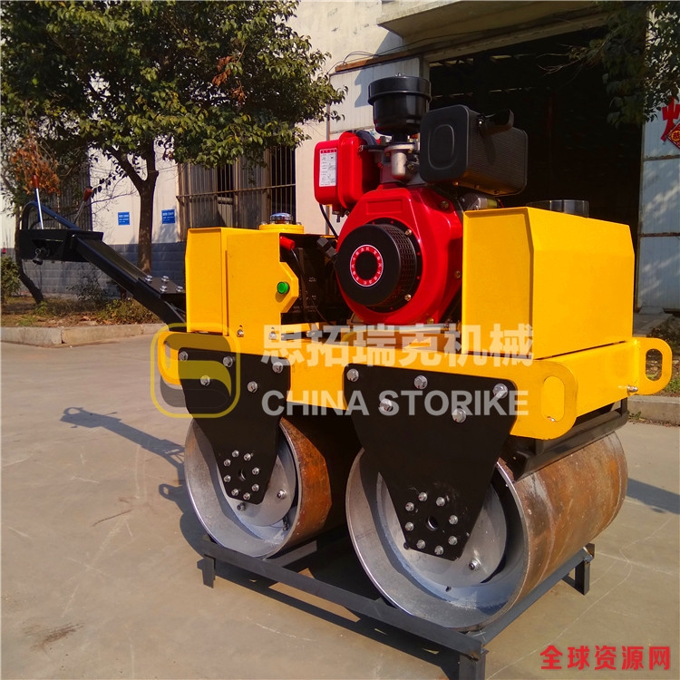 压路机50_07