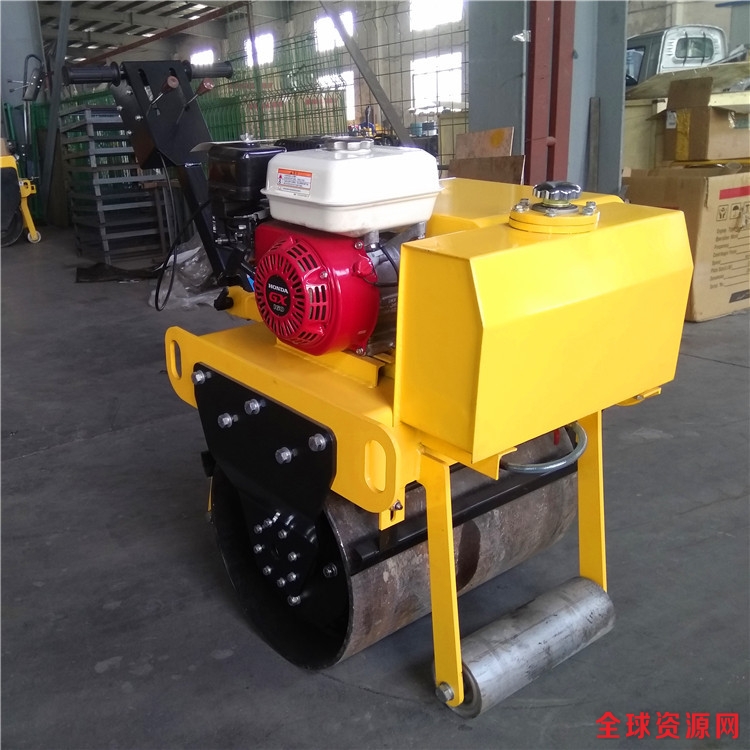 手扶单轮压路机24