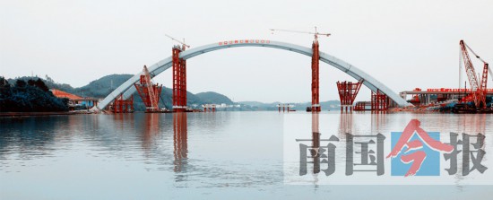 世界跨度最大 柳州官塘大桥闪耀“工匠精神”(图)