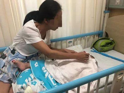 男婴被100℃热水烫伤！这位妈妈的急救连医生都点赞！可当时全家反对