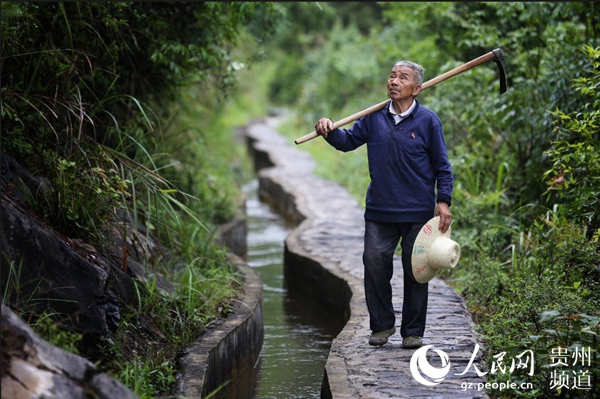 全国“时代劳模”黄大发。