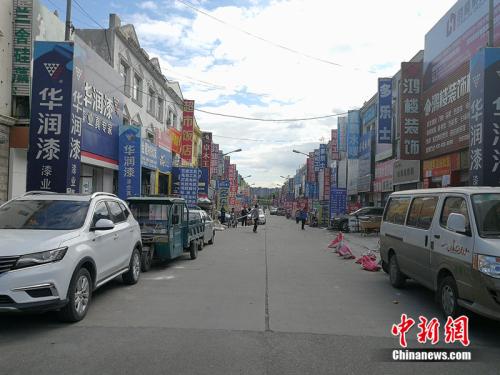 燕郊楼市探访:炒房客赔百万 售楼处大门紧锁
