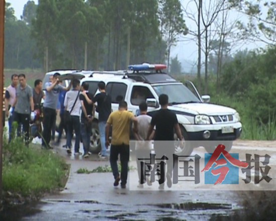 制贩毒团伙反监控 民警“暗度陈仓”端掉山头毒窝