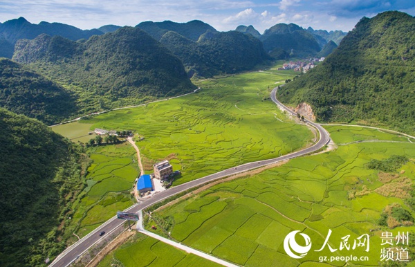 省道418电视塔至永康至瑶山。（贵州省公路局提供）