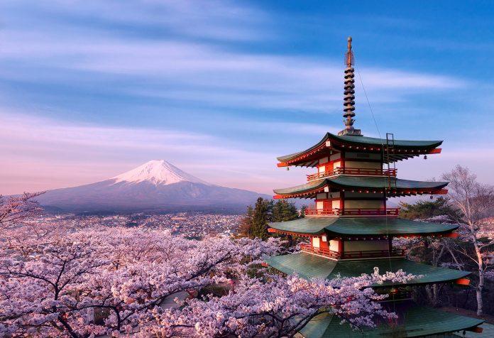 日本签证1月起进一步放宽 惠及多数游客和大学生
