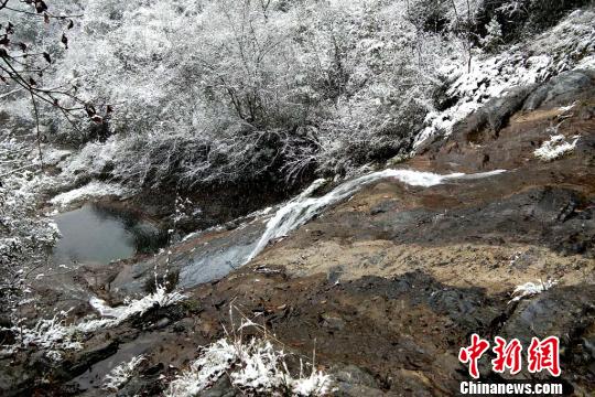 雪中的汉水源头。 田进 摄