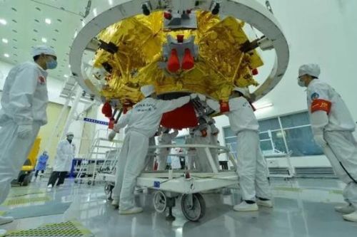 嫦娥3号探测器（图片来源：中国空间技术研究院）