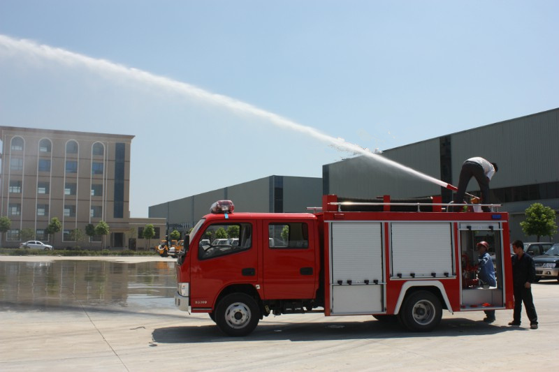 【消防车】生产供应【消防车】【小型消防车】【2吨水罐消防车】