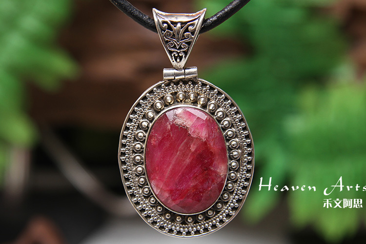 批发民族风挂饰 嵌红宝石银挂坠