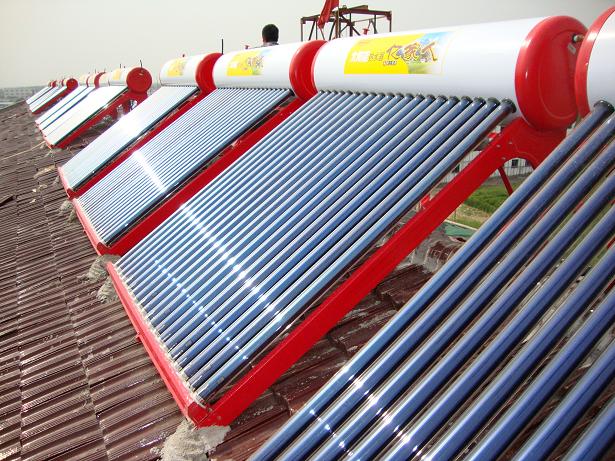 江苏欧贝承接单机串并联太阳能集中供热水工程