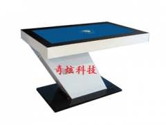 触摸一体设备 户外电子标牌 人机智能产品 智能化解决方案图2