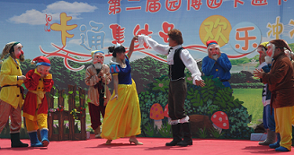 舞台剧表演上戏儿童剧表演  三只小猪 白雪公主戏剧学院