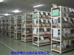 轻型货架轻量型货架轻型角钢货架轻型层板货图1