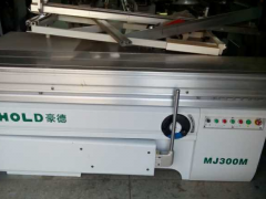 青林3米精密推台锯图3