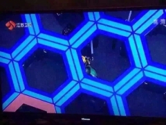 超强人体大脑蜂窝迷宫3D摄像跟踪雨屋展上海众瀚出售租赁图1