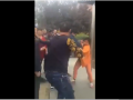 全球TV：实拍郑州两男子当街殴打女环卫工 遭群众殴打 (7267播放)