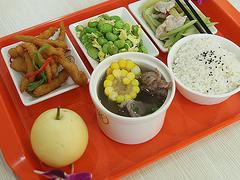 学校食堂承包服务|想要信誉好的学校食堂承包就找福香源餐饮管理图1