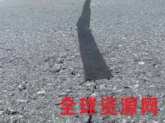 永州市公路裂缝施工用高强度防裂贴图3