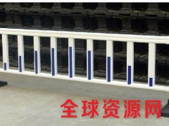 南宁道路护栏批发价市政公路隔离样式包邮图2