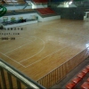 体育馆地板的地基组成机构