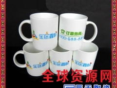 纯白水杯带盖带勺陶瓷杯子直身简约马克杯牛奶咖啡杯可定制图3