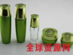 玻璃瓶喷涂，喷涂玻璃瓶，玻璃瓶喷涂厂，广州玻璃瓶喷涂加工厂图1